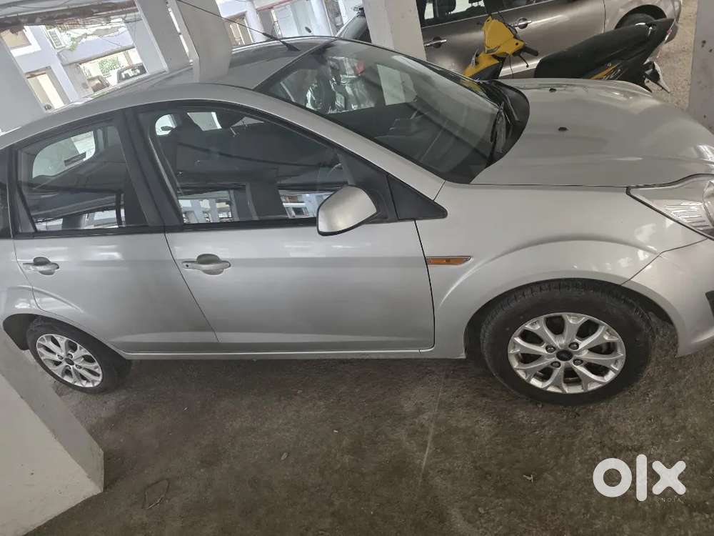 Ford Figo 2013 Diesel 139000 Km Driven