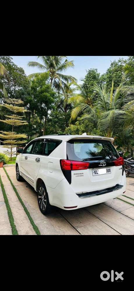 Toyota Innova Crysta [2020-ongoing] 2.4 Zx At 7 Str, 2022, Diesel
