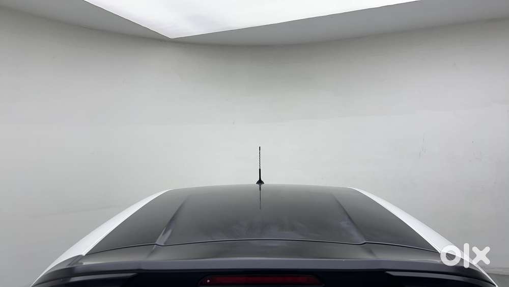 Tata Altroz 1.2 Xza Plus, 2022, Petrol