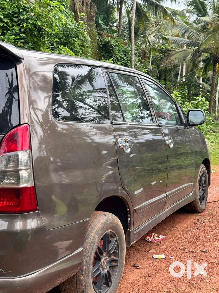 Toyota Innova Diesel Manual 2009 Year