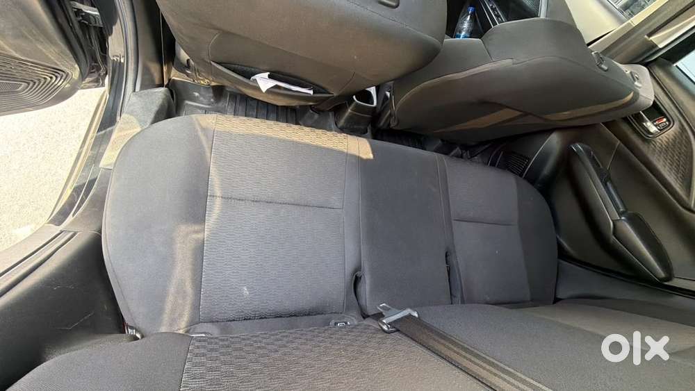 Maruti Swift Vxi 2025