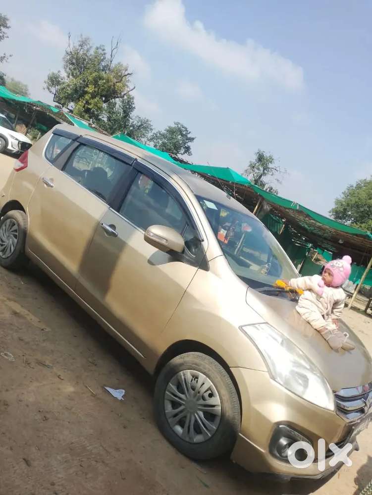 गाड़ी की बढ़िया कंडीशन है मुझे अर्जेंट में बेचना है