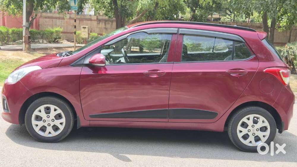 Hyundai Grand I10 Sportz, 2015, Petrol