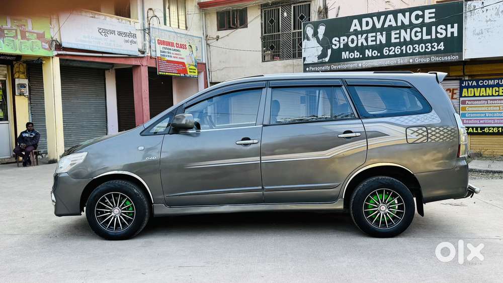 Toyota Innova [2013-2016] 2.5 G4 8 Str, 2014, Diesel
