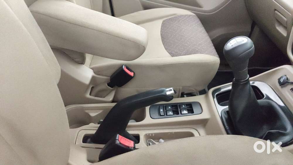 Mahindra Tuv 300 Mhawk100 T8, 2016, Diesel