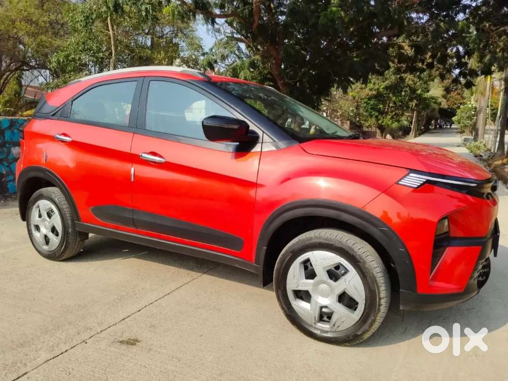 Tata Nexon, 2024, Petrol