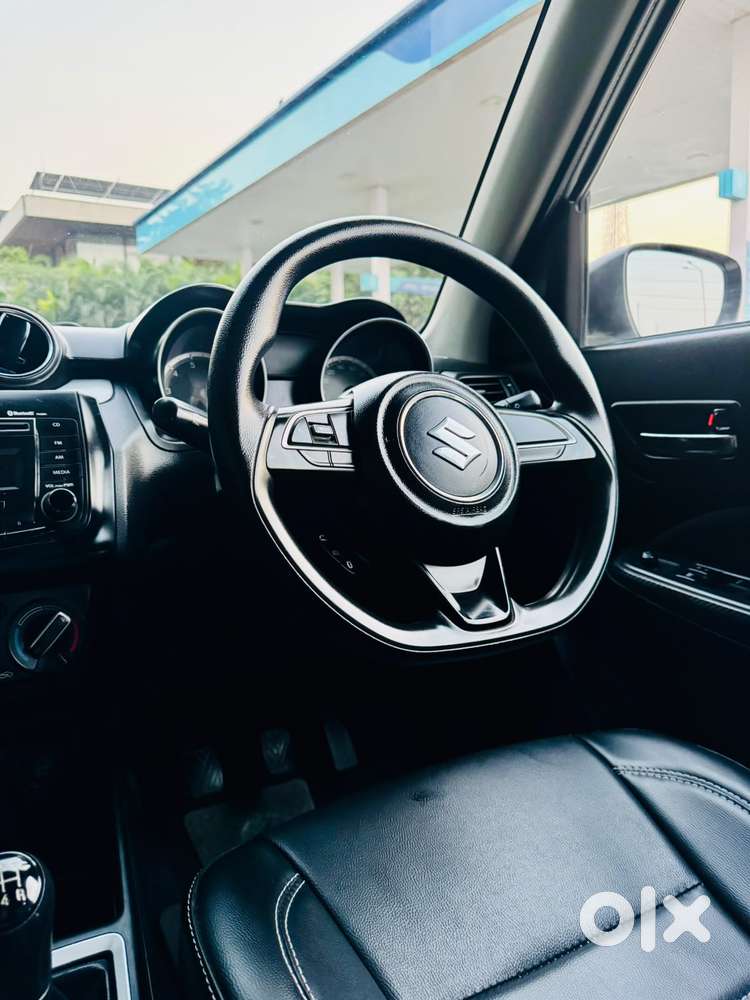 Maruti Suzuki Swift Vxi Optional, 2021, Petrol