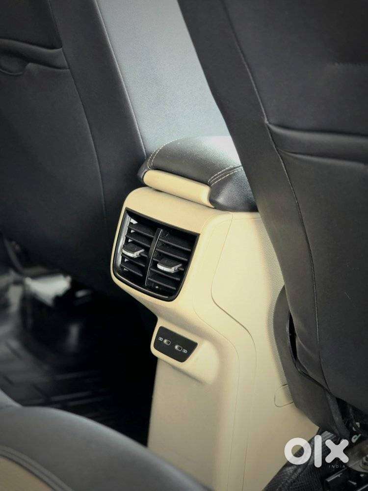 Skoda Slavia 1.5 Tsi Style Dsg, 2022, Petrol