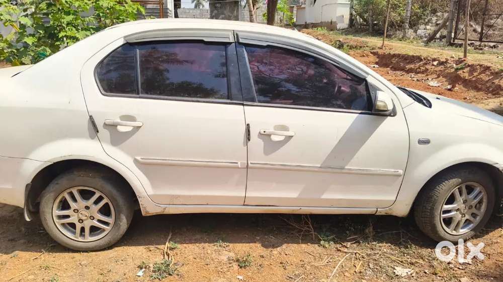 Ford Fiesta 2012 Diesel 300000 Km Driven