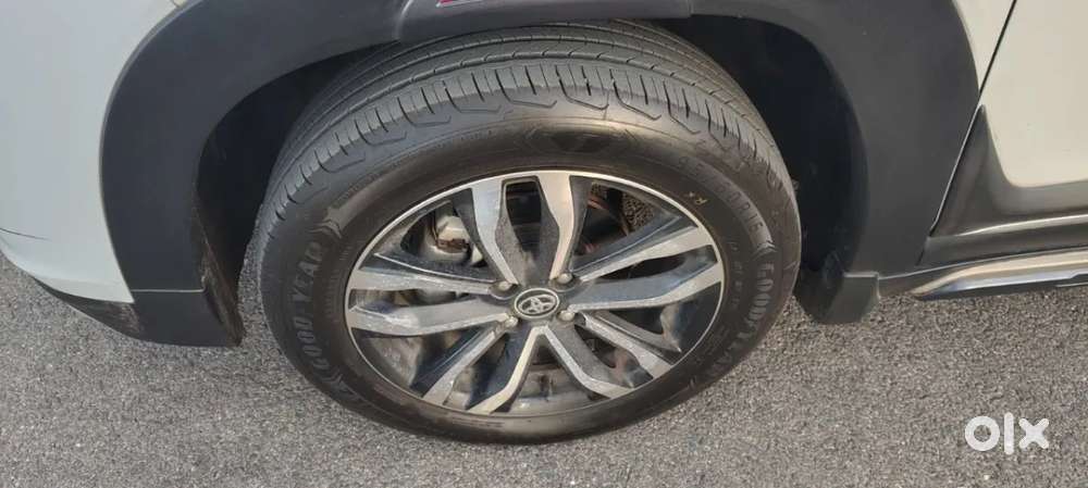 Toyota Urban Cruiser Taisor V 1.0 Petrol At Dual Tone, 2024, Petrol