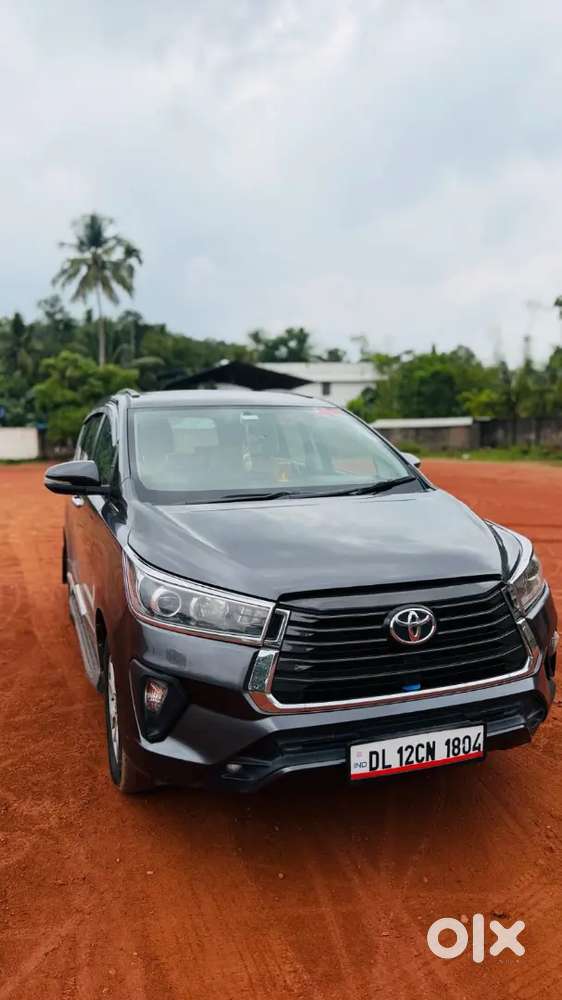 Toyota Innova Crysta 2018 Diesel Well Maintained