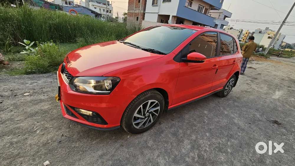 Volkswageon Polo 1l Tsi Comfortline Flash Red Colour Car.