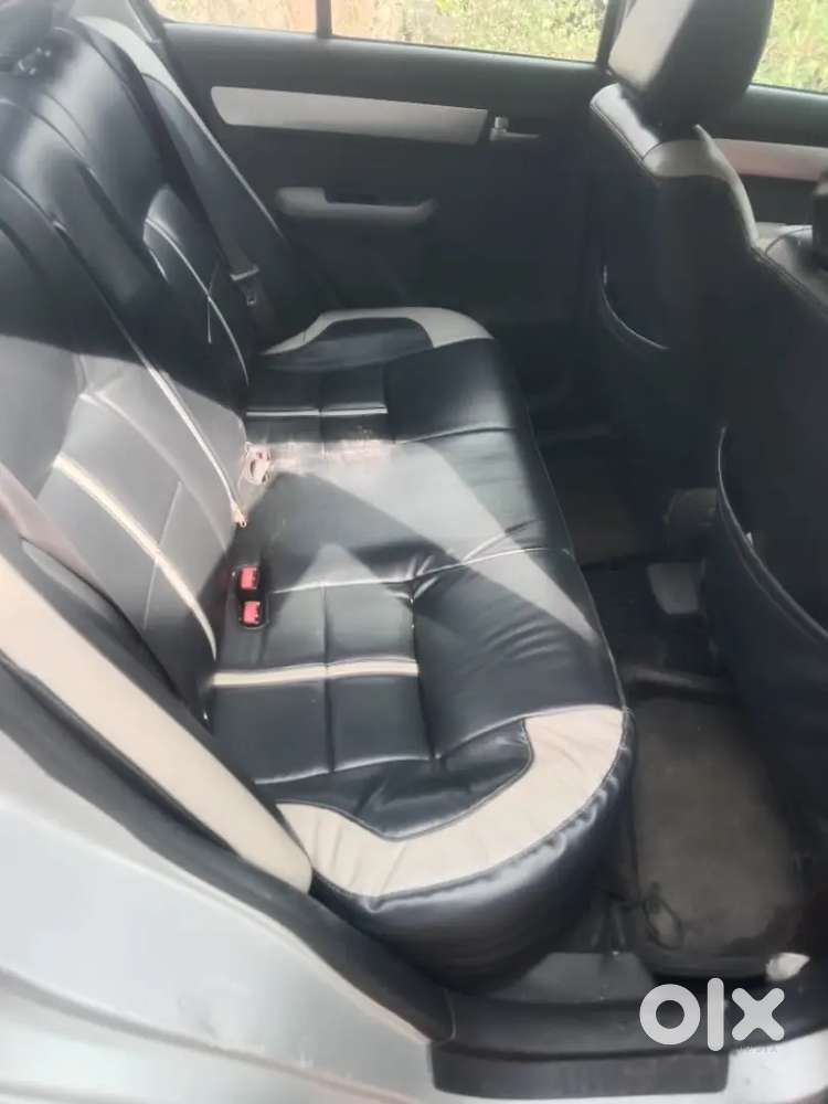 Maruti Suzuki Dzire 2010