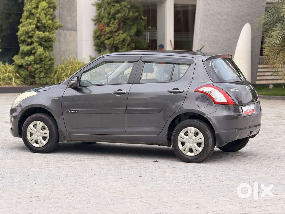 Maruti Suzuki Swift Vxi, 2017, Petrol