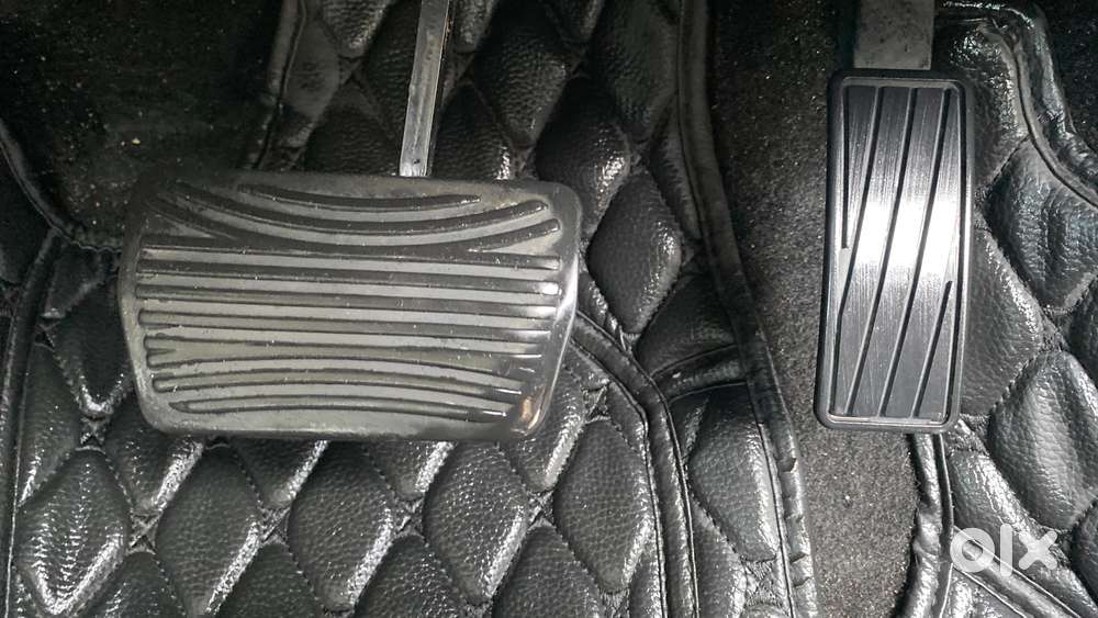 Mahindra Xuv700 2.2 Ax 7 Diesel Mt Luxury Pack Str, 2024, Diesel