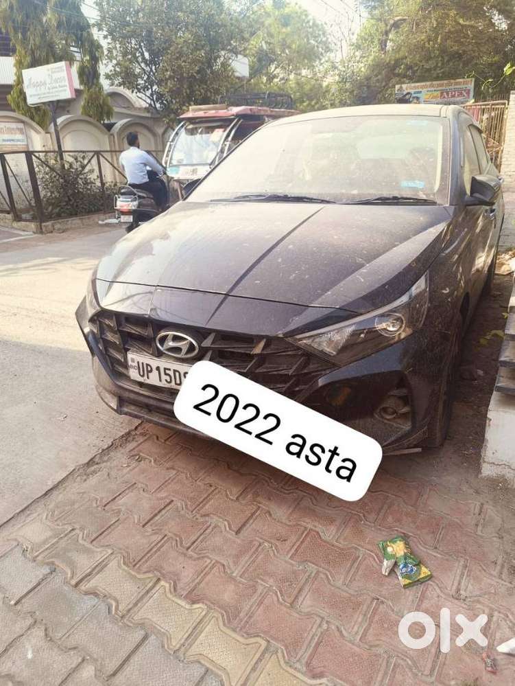 Hyundai New I20 1.5 Asta (o) Mt Dual Tone, 2022, Petrol