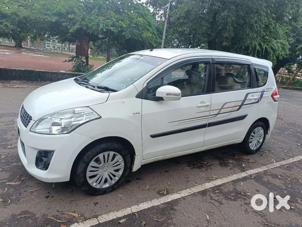 Maruti Suzuki Ertiga Vxi 2014