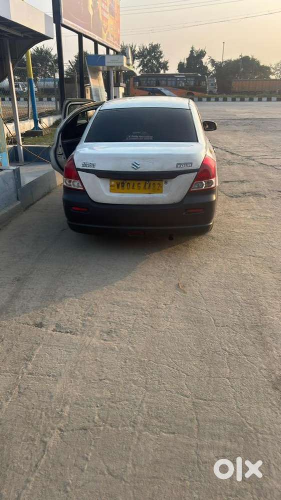 Maruti Suzuki Dzire Tour 2015