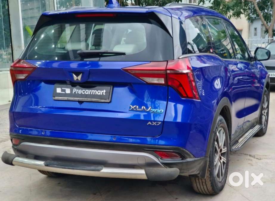 Mahindra Xuv700 2.0 Ax 7 Petrol At Str, 2022, Petrol