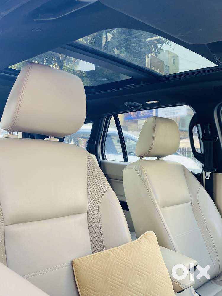 Ford Endeavour 3.2 Titanium At 4x4, 2016, Diesel