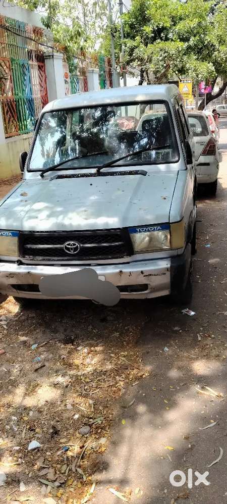 Toyota Qualis 2002 Diesel Well Maintained