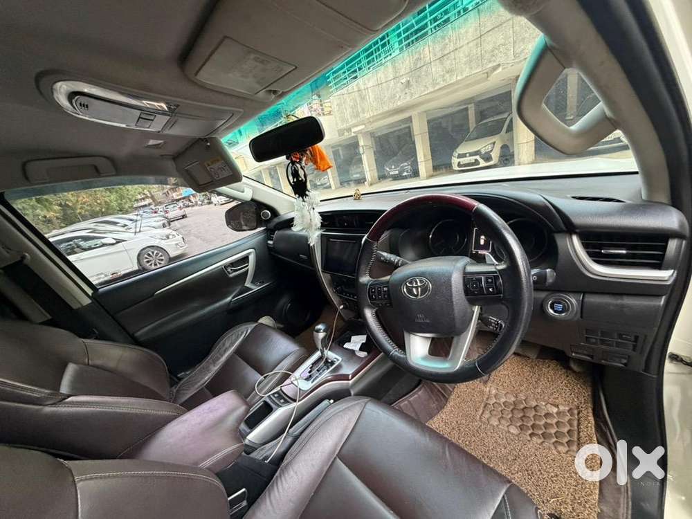 Toyota Fortuner 2017 Diesel Genuine Drive 62000 Km Driven