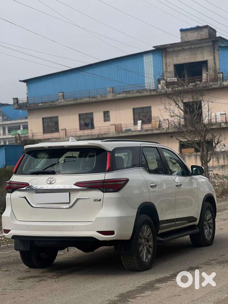 Toyota Fortuner 2011-2016 4x4 At, 2021, Diesel