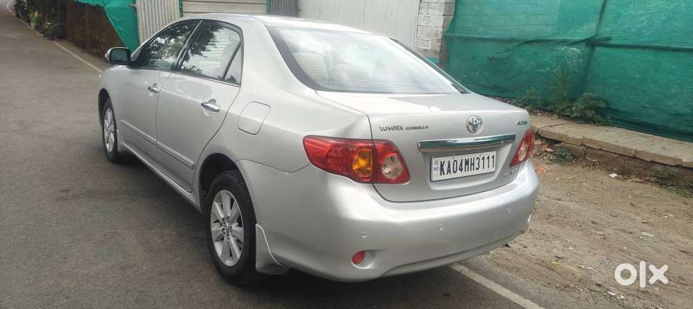 Toyota Corolla Altis G, 2010, Petrol