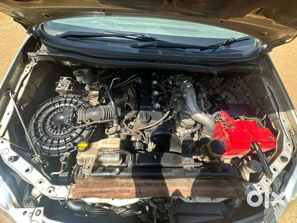 Toyota Innova 2.5 V 8 Str, 2014, Diesel