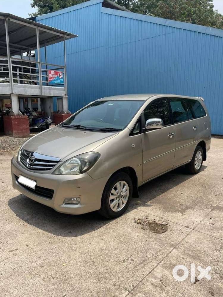 Toyota Innova 2004-2011 2.5 V Diesel 7-seater, 2010, Diesel