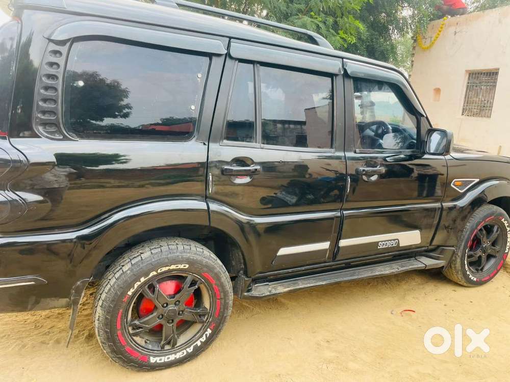 Mahindra Scorpio Getaway 2015 Diesel Good Condition
