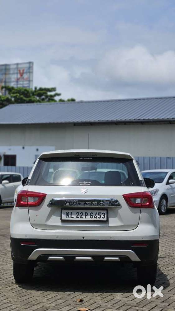 Maruti Suzuki Brezza 1.5 Lxi Smart Hybrid, 2021, Petrol