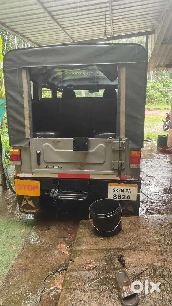 Mahindra Commander 7 Seater
