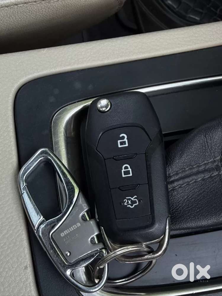 Ford Endeavour 3.2 Titanium At 4x4, 2017, Diesel