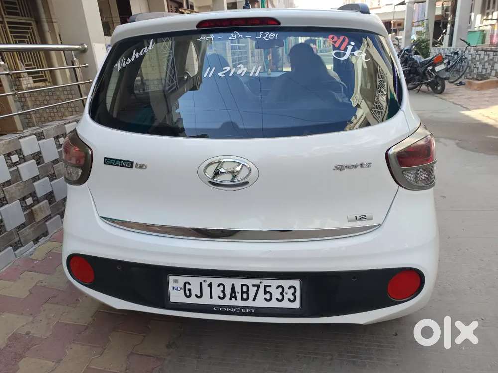 Hyundai Grand I10 2017 Cng & Hybrids 122000 Km Driven