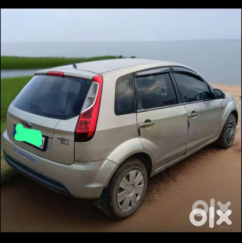 Ford Figo Diesel Titanium 2011