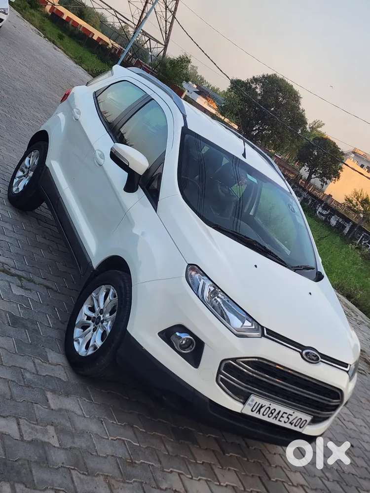 Ford Ecosport Titanium 
Petrol 
Push Button Stat
Full Insurance
