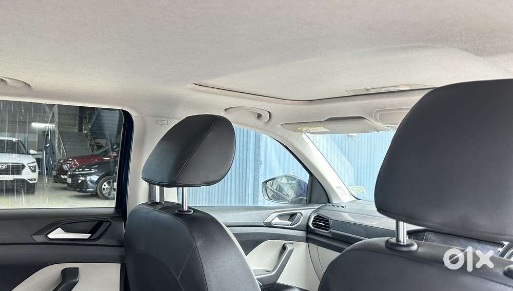 Volkswagen Taigun 1.0 Tsi Topline At, 2023, Petrol