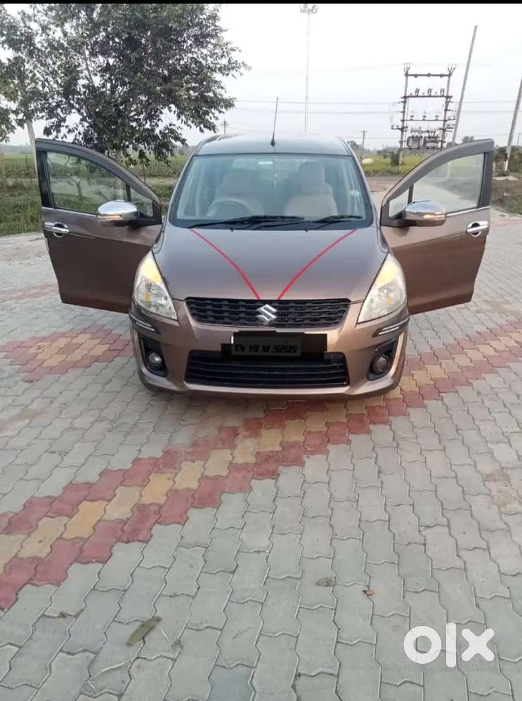Maruti Suzuki Ertiga 2014 Diesel 140000 Km Driven