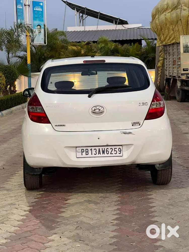 Hyundai I20 2011 Diesel 109000 Km Driven