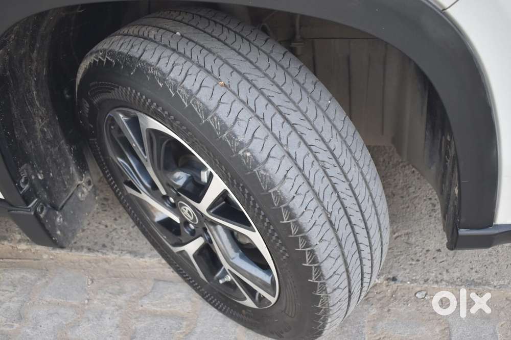 Toyota Urban Cruiser Hyryder 1.5 V Hybrid, 2023, Petrol