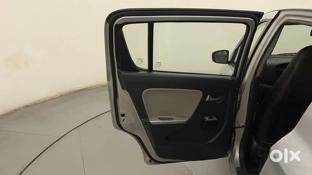 Maruti Suzuki Alto K10 1.0 Vxi Amt, 2017, Petrol