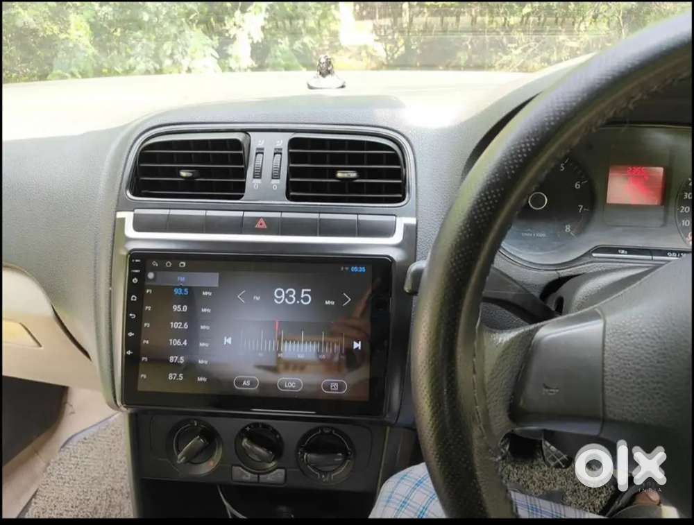 Volkswagen Polo 1.2 Petrol Comfortline (2011)