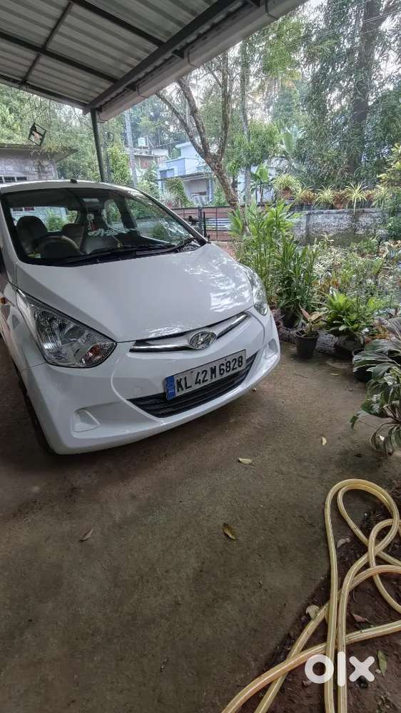 Hyundai Eon Era 2016 Petrol Manual, 2017 Registration