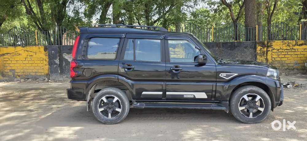 Mahindra Scorpio Classic 2022