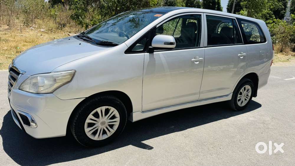 Toyota Innova 2.5 G (diesel) 8 Seater, 2013, Diesel