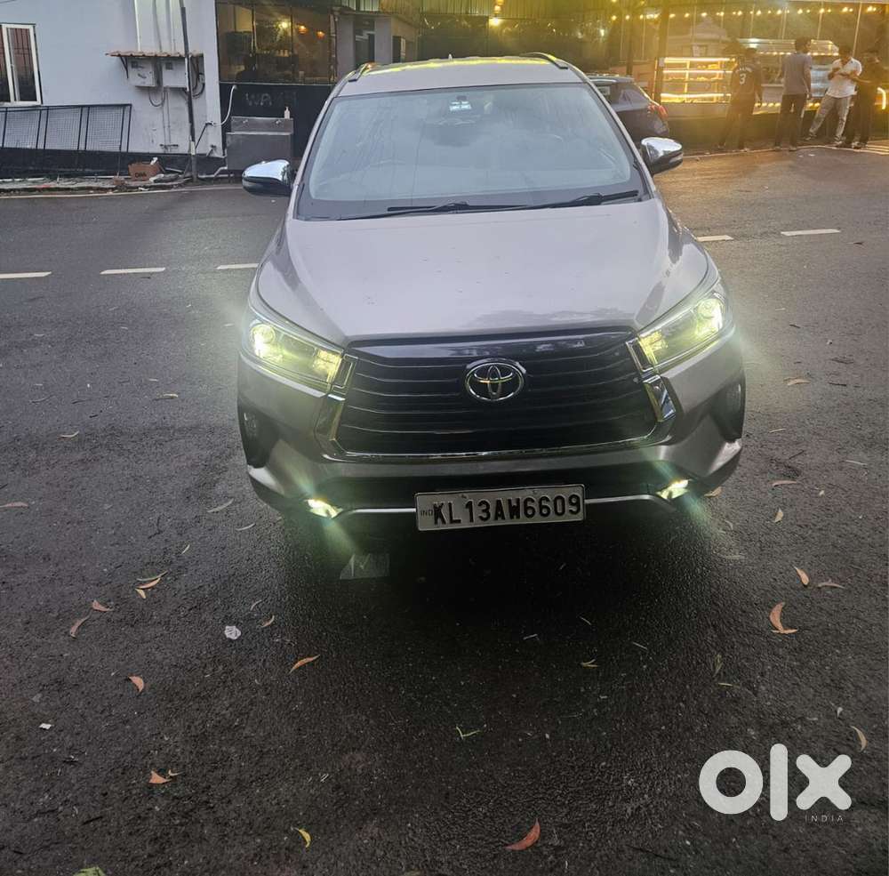Toyota Innova Crysta 2016 2.8z Automatic
