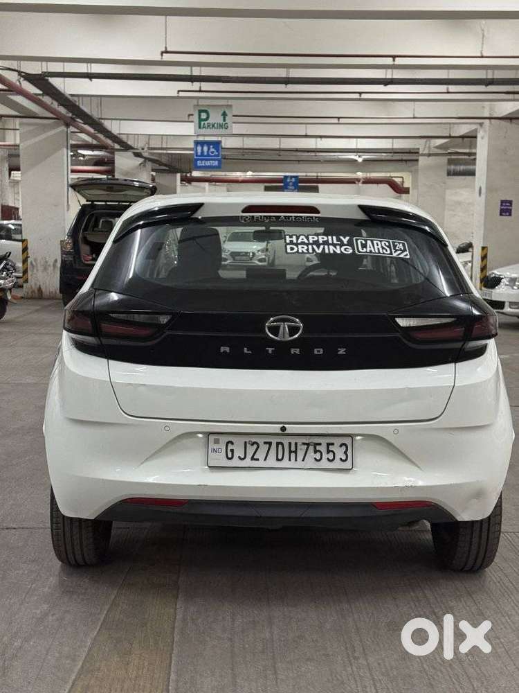 Tata Altroz 1.2 Xe, 2021, Petrol