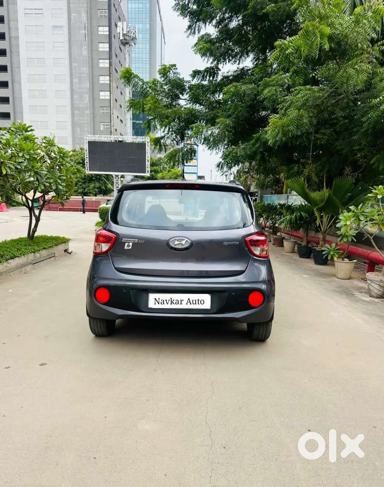 Hyundai Grand I10 [ ] 1.2 Kappa Vtvt Sportz At, 2018, Petrol