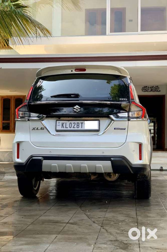 Maruti Suzuki Xl6 1.5 Alpha At, 2023, Petrol